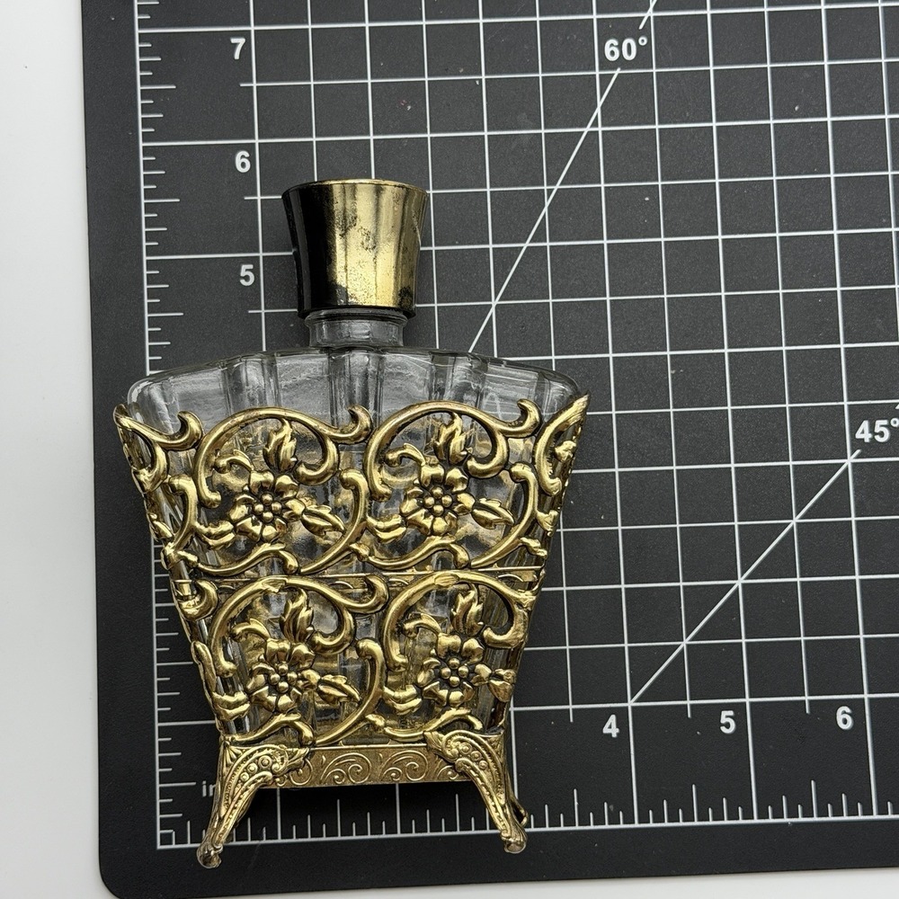 Vintage Ormolu Gold Gilt Floral Encased Glass Perfume Vanity Empty Bottle - Picture 5 of 6
